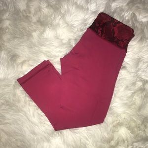 Lululemon Wunder Under Reversible Cropped Leggings